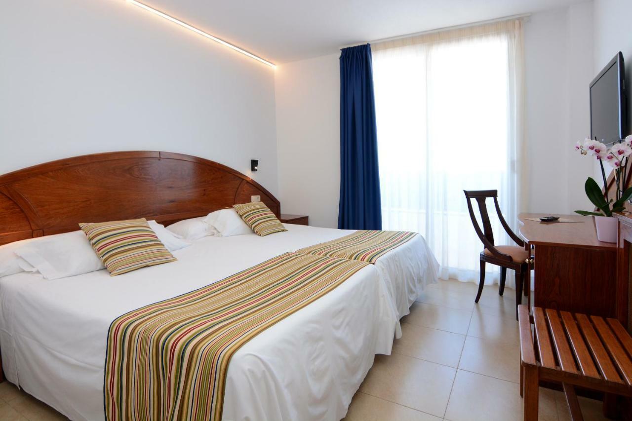 Don Angel - Adults Recommended Hotel Santa Susanna Exterior photo